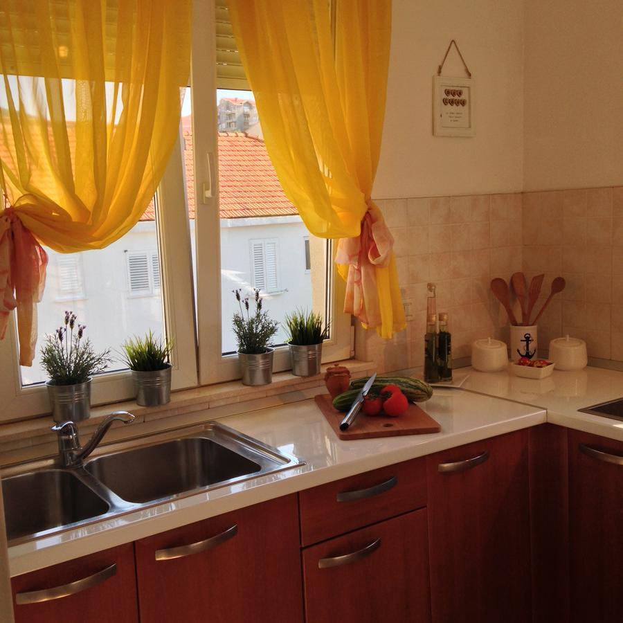 1 Apartmant & 1 Delux Room With Bathroom Дубровник Екстериор снимка